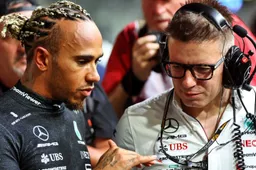 Mercedes explain: "That sums up our day"