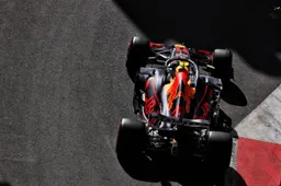 Waarschuwing voor Verstappen: 'Dan krimpt het gat drastisch'