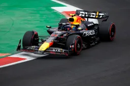 Perez makes another blunder in Mexico and gets a five second penalty