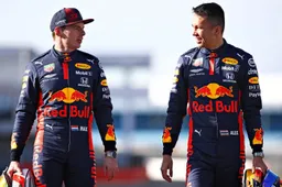Albon prijst Verstappen na tweede testdag: "Kan aan data zien hoe goed hij is"
