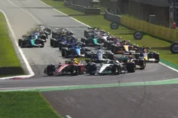 Verstappen begint geweldig in Italië en sluit meteen aan achter Leclerc