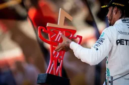 De stand in het kampioenschap: Mercedes blijft records breken!