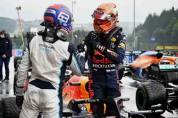 Verstappen is trots op fans: 'Jammer dat het zo nat is'