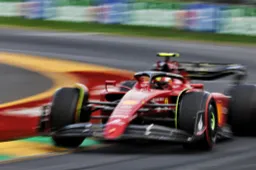 Sainz has to abandon Australian GP in the opening phase