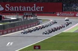 WATCH: Pirelli Drama! - 2013 British Grand Prix Highlights