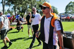 Norris and Albon testing in F3 car to prepare for season start F1