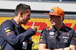 Verstappen maakt indruk in de simulator tijdens de tien uur van Le Mans