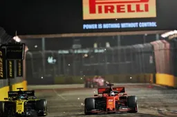Ricciardo gutted with puncture: "Shame it ended like that"