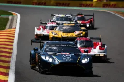 VÍDEO: Outro grande acidente em Le Mans I Carro cai de cabeça para baixo
