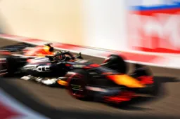 Verstappen pakt in Abu Dhabi vijftiende zege, Leclerc eindigt voor Perez