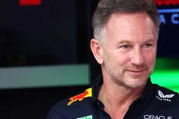 Red Bull is luxepositie kwijt volgens Horner: ‘Geen kans om daarover na te denken’