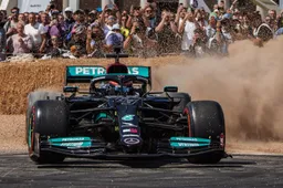 Ricciardo und Norris präsentieren sich beim Goodwood Festival of Speed 2023