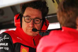 Binotto trots op Sainz dat hij Verstappen aftroefde in Britse kwalificatie