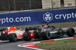 Hamilton should be grateful to Bottas: 'The Finn stole valuable metres'