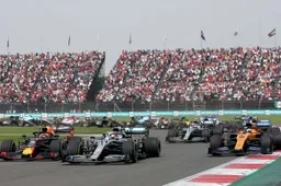 Weekly Roundup | Hamilton valt van motor, kritiek op Ricciardo en geduldige Wolff