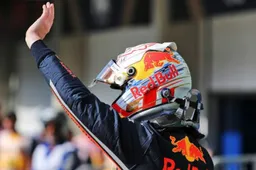 Verstappen na eerste ritje in Aston Martin Valkyrie: "Krankzinnige auto"