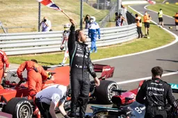 Prost defends Hamilton: 'He is not a dirty driver, but he is under pressure'