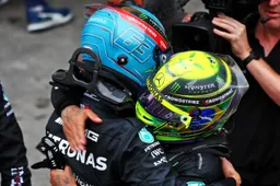 Sir Jackie Stewart no está a favor del título mundial de Hamilton