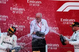 Kans bestaat dat Mercedes F1-team te koop wordt gezet door moederbedrijf