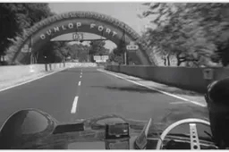 Unieke cockpit-beelden Le Mans 1956 (inclusief overstekende fietsers)
