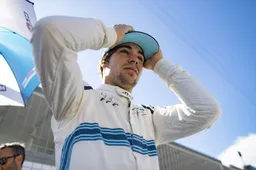 Lance Stroll heeft zijn excuses aangeboden aan Fernando Alonso