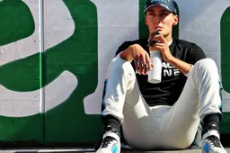 Russell kijkt uit naar strijd met Hamilton: "Hij is in mijn ogen de beste ooit"