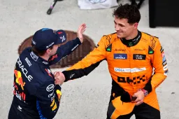 Norris baalt van 'gelukje' voor Verstappen: 'Niet hetzelfde als Miami'