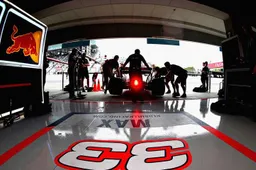 Uitslag VT3 Japan: Bottas P1, Verstappen P4