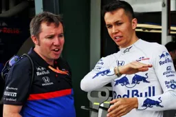Watch: Alex Albon's massive FP3 crash