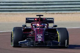 Alfa Romeo reveal Valentines day livery