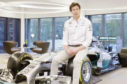 Mercedes is stil over mogelijke motordeal met McLaren