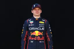 Verstappen houdt de kaken doelbewust op elkaar in Australië | F1 Paddock Update