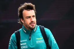 Alonso ziet het ondanks uitvalbeurt positief in: 'Dit was erg leuk!'