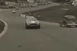 Video | Een rondje over het oude Spa-Francorchamps mét tegenliggers!