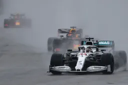 Lewis Hamilton wist zijn team te overtuigen dat de medium band te hard was