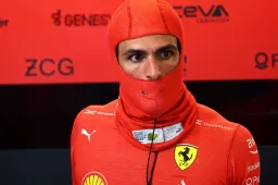 Is Leclerc beter in kwalificeren dan Ferrari-teamgenoot Sainz?