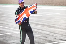 Hamilton niet eens met Verstappen: 'Vieren van zege was niet respectloos'