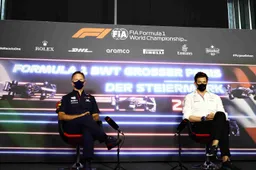 Horner wants loud engines back in F1, Wolff disagrees