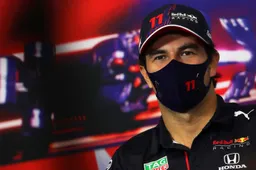 Perez vertelt over sterke punten Verstappen: "Dat is best indrukwekkend"
