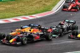 Crash Bottas: 'Zelfs op een droge baan zou hij de bocht niet gehaald hebben'