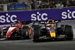 Analyse | Hoe Verstappen leerde van 2021 om Leclerc te verslaan in Jeddah