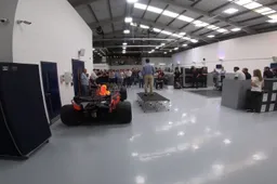 Virtuele rondleiding door de Red Bull Racing Factory