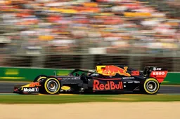 De duurste grasmaaier ter wereld: Het uitstapje van Max Verstappen naar de grasmat