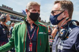 Horner accepts Mercedes: 'Maybe different opinions'