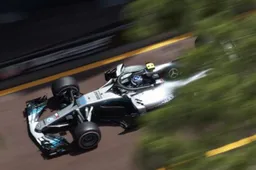 Mercedes' qualifying gamble could cost them in the race