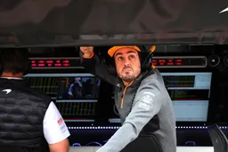 Verstappen net zo enthousiast over mogelijke terugkeer Alonso als Hamilton
