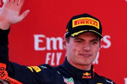 Verstappen al een jaar dè ongeslagen teamgenoot