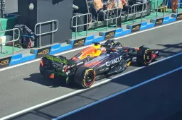 F1 Live | Follow FP1 for the 2025 Australian Grand Prix
