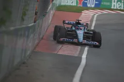 Alonso shines in rain hit FP3