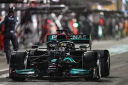 Mercedes explains why they copied Verstappen's strategy
